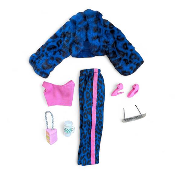 Barbie Extra Doll #17 Outfit Clothes Leopard Print Shoes & Accessories HHN09 - Picture 1 of 4